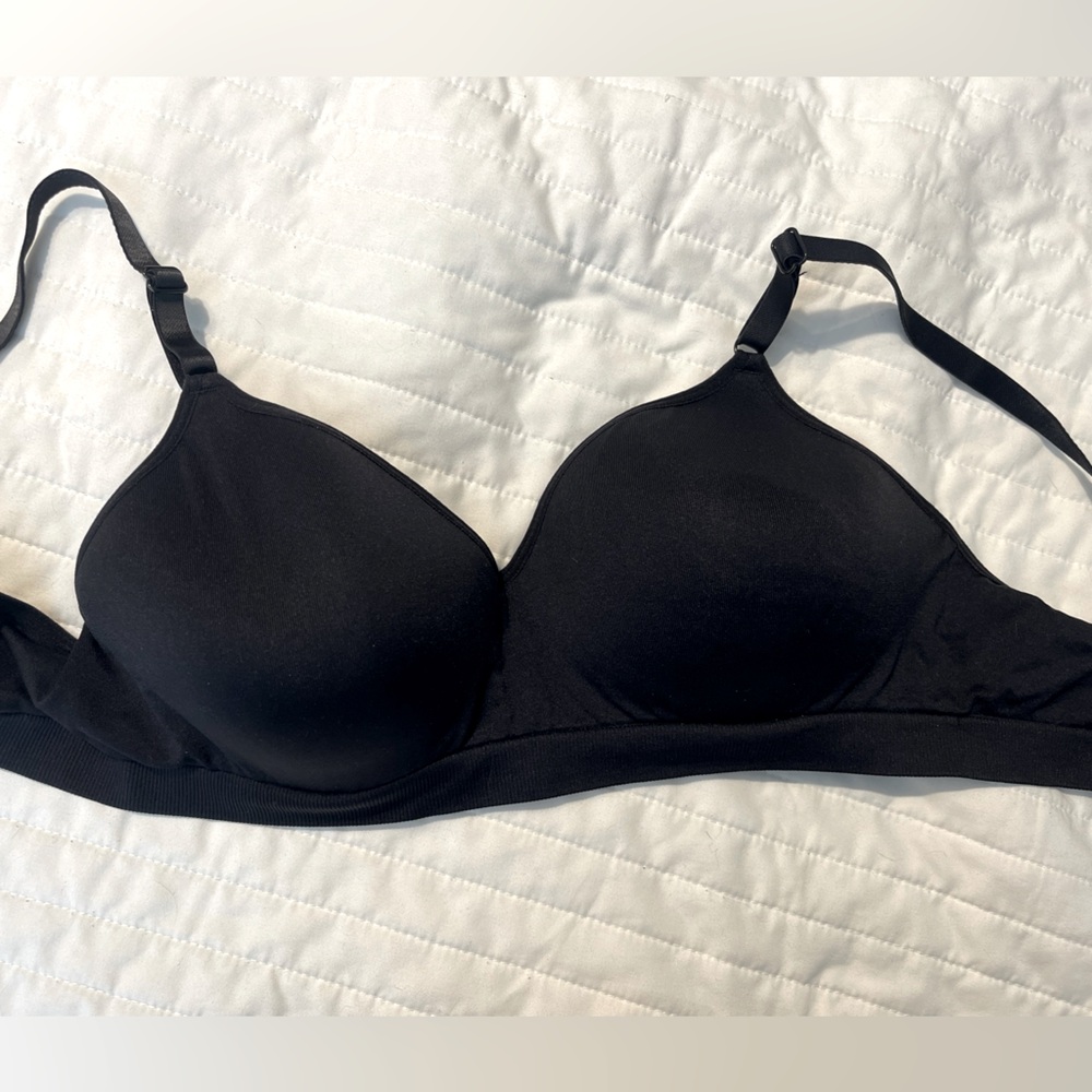 Fruit of the Loom Black Wireless Molded Cup Bra